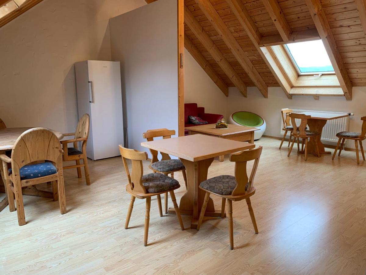 Landhaus Schneeberg Apartamento Gersfeld Exterior foto