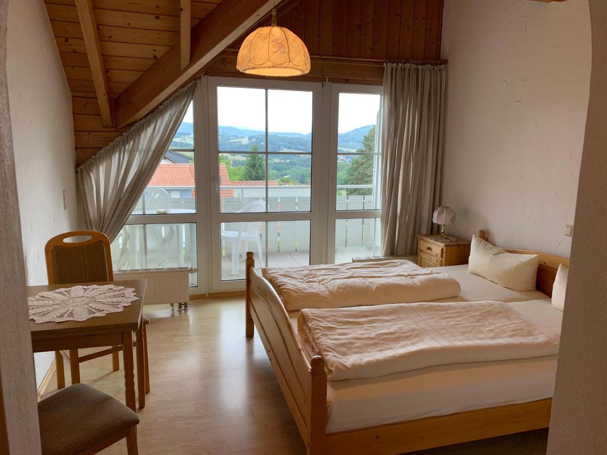Landhaus Schneeberg Apartamento Gersfeld Habitación foto