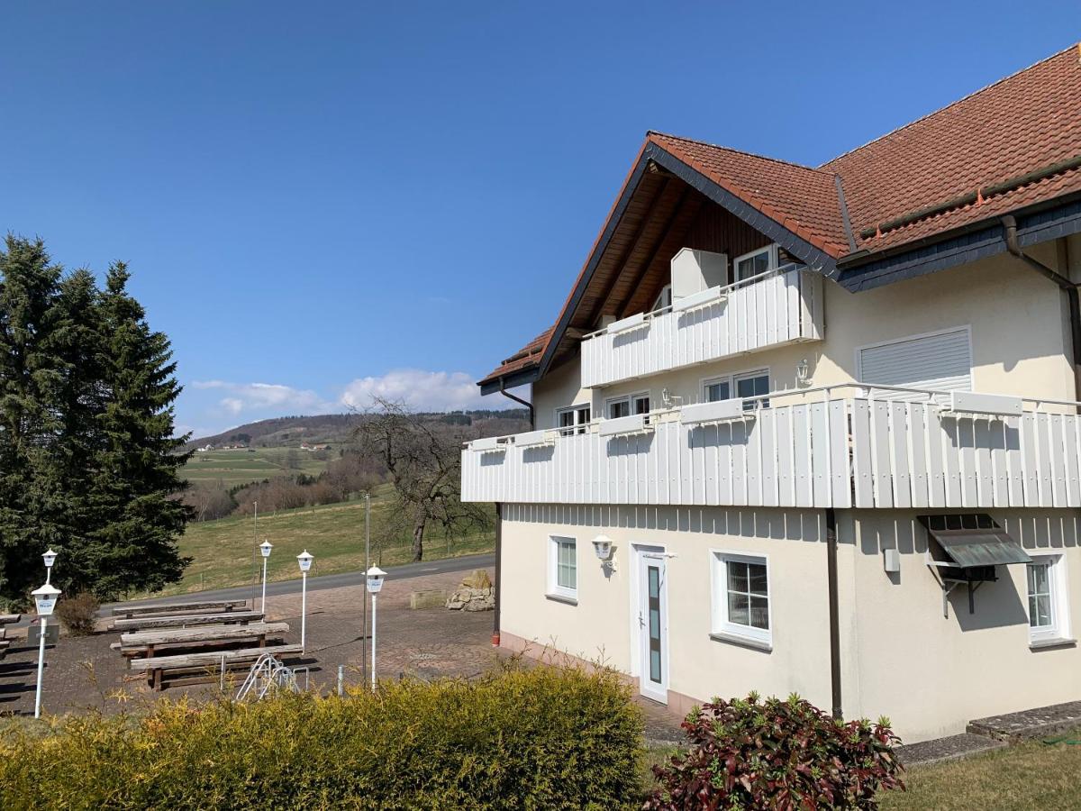 Landhaus Schneeberg Apartamento Gersfeld Exterior foto